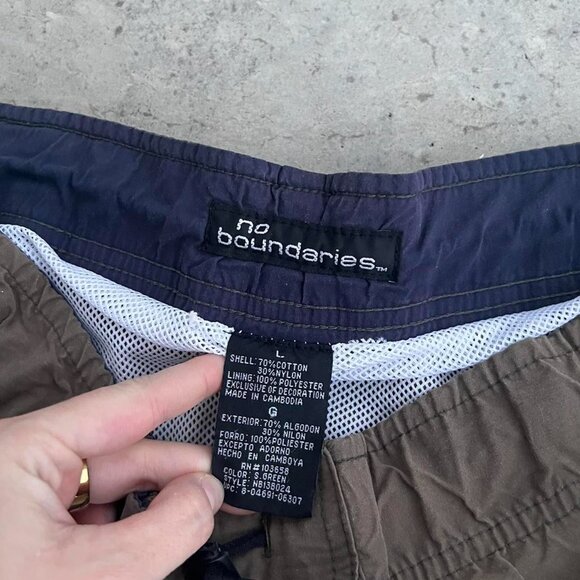 Vintage No Boundaries Men's Swim Trunks Vintage Y2K Nylon Shorts Large - Picture 3 of 7